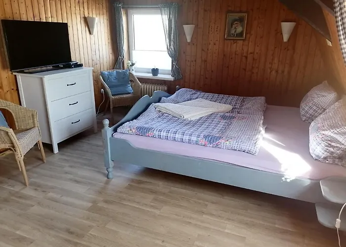 Seefahrer Deich-café-hotel - Etwas Andere - Kommunikation Und Kreativität Wird Hier Groß Geschrieben - Wer Standard Sucht Ist Hier Nicht Richtig!
