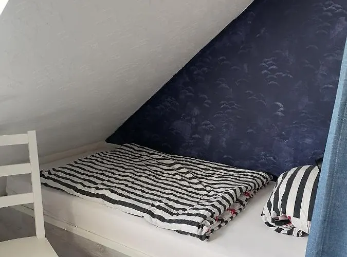 Seefahrer Deich-café-hotel - Etwas Andere - Kommunikation Und Kreativität Wird Hier Groß Geschrieben - Wer Standard Sucht Ist Hier Nicht Richtig! Hotel